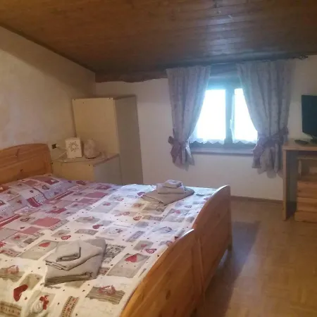 Agriturismo Maso Tais Farm stay